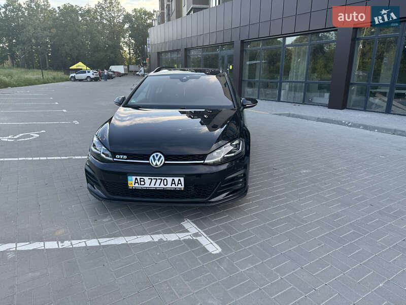 Универсал Volkswagen Golf 2018 в Виннице
