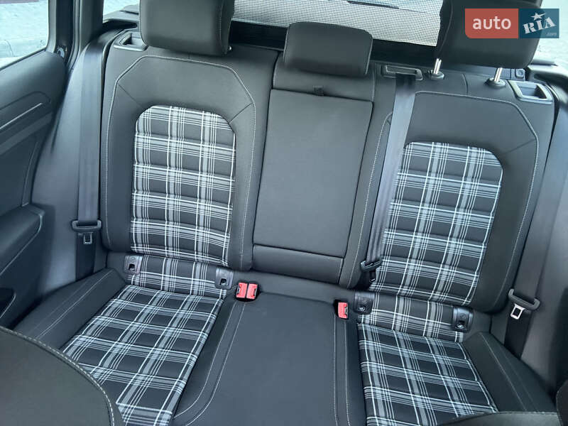 Универсал Volkswagen Golf 2018 в Виннице