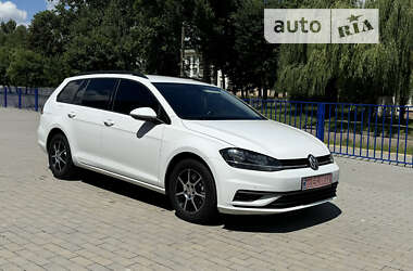 Універсал Volkswagen Golf 2019 в Калуші