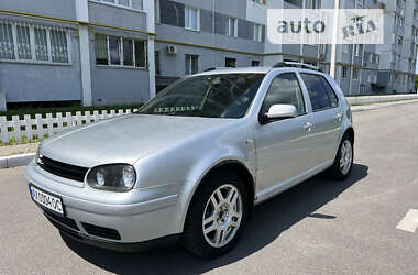 Хэтчбек Volkswagen Golf 2002 в Харькове