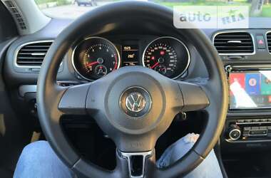 Хетчбек Volkswagen Golf 2009 в Києві