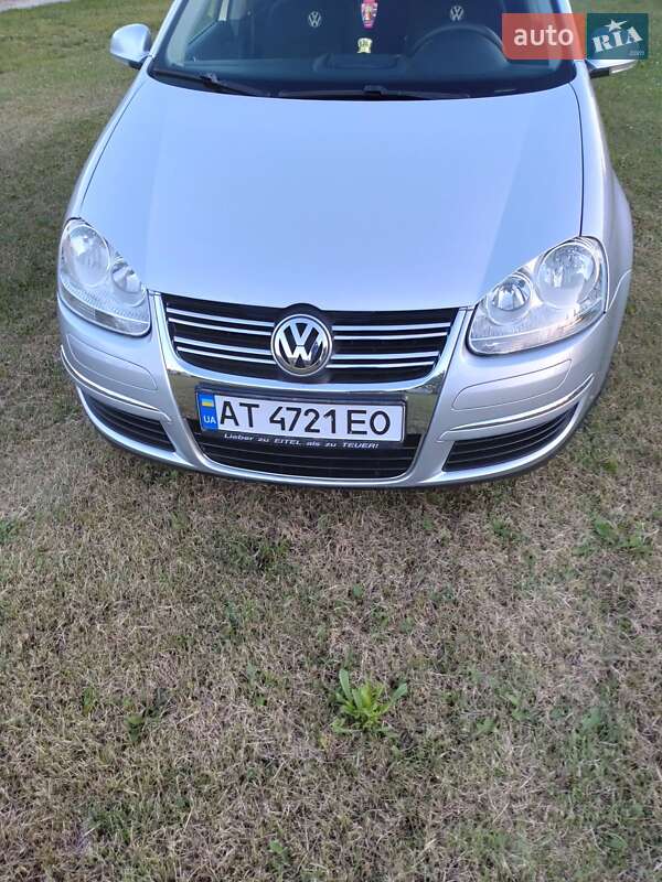 Универсал Volkswagen Golf 2008 в Ивано-Франковске