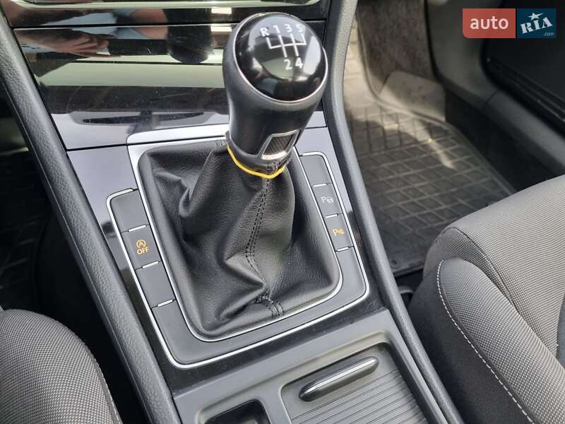 Универсал Volkswagen Golf 2015 в Виннице фото 28 Универсал Volkswagen Golf 2015 в Виннице