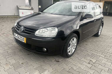 Хэтчбек Volkswagen Golf 2006 в Калуше