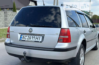 Универсал Volkswagen Golf 2004 в Ровно