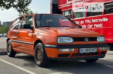 Хетчбек Volkswagen Golf 1994 в Києві