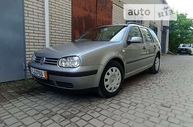 Універсал Volkswagen Golf 2003 в Тернополі