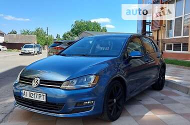 Хетчбек Volkswagen Golf 2014 в Києві