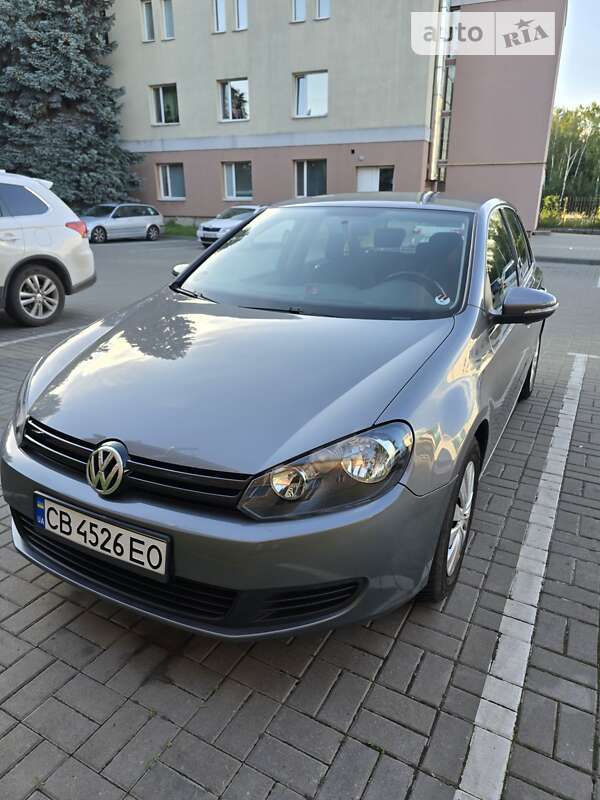 Хетчбек Volkswagen Golf 2009 в Чернігові