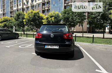 Хетчбек Volkswagen Golf 2004 в Одесі