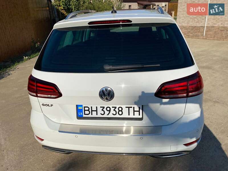 Універсал Volkswagen Golf 2019 в Подільську