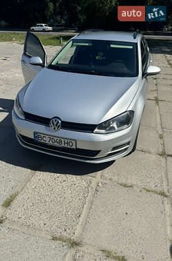 Універсал Volkswagen Golf 2013 в Львові