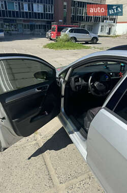 Універсал Volkswagen Golf 2013 в Львові