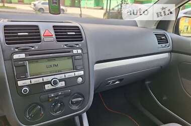 Хэтчбек Volkswagen Golf 2007 в Ивано-Франковске