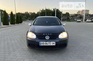 Універсал Volkswagen Golf 2005 в Вінниці