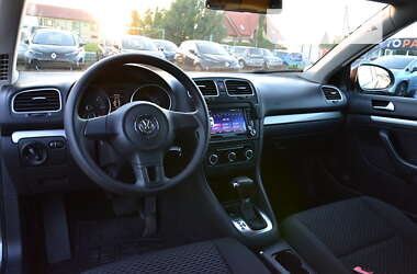 Універсал Volkswagen Golf 2010 в Луцьку