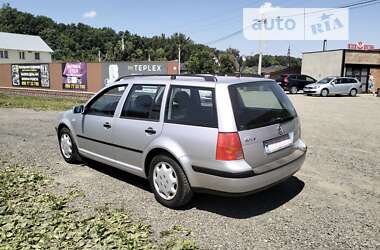 Хэтчбек Volkswagen Golf 2001 в Луцке