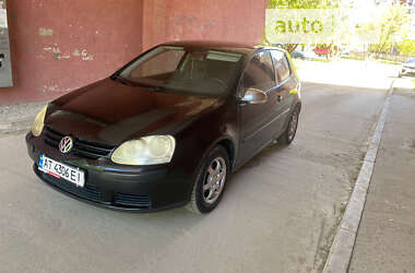 Хетчбек Volkswagen Golf 2005 в Івано-Франківську