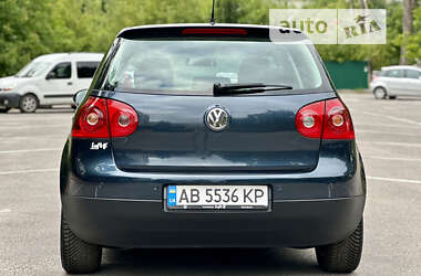 Хетчбек Volkswagen Golf 2007 в Вінниці