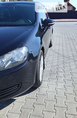 Хэтчбек Volkswagen Golf 2010 в Хмельницком