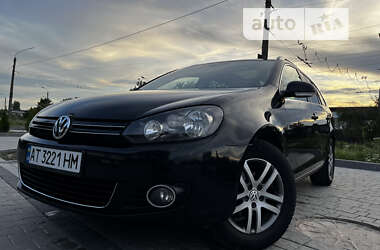 Універсал Volkswagen Golf 2012 в Івано-Франківську