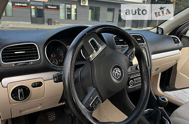 Універсал Volkswagen Golf 2012 в Івано-Франківську