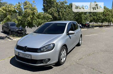 Хетчбек Volkswagen Golf 2009 в Києві