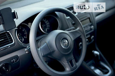 Хетчбек Volkswagen Golf 2012 в Балті