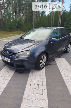 Хетчбек Volkswagen Golf 2005 в Маневичах