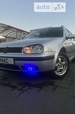 Універсал Volkswagen Golf 2004 в Хмельницькому