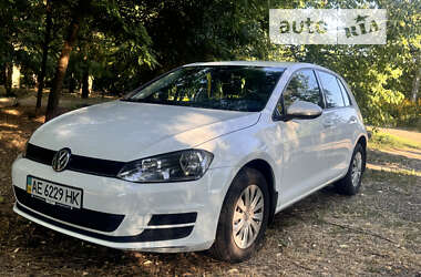 Хэтчбек Volkswagen Golf 2014 в Днепре