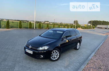 Универсал Volkswagen Golf 2012 в Житомире