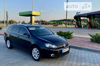 Универсал Volkswagen Golf 2012 в Житомире