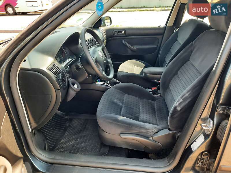 Універсал Volkswagen Golf 2002 в Кривому Розі