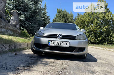 Універсал Volkswagen Golf 2010 в Краснограді