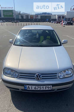 Хетчбек Volkswagen Golf 2000 в Києві