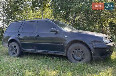 Універсал Volkswagen Golf 2001 в Дубровиці