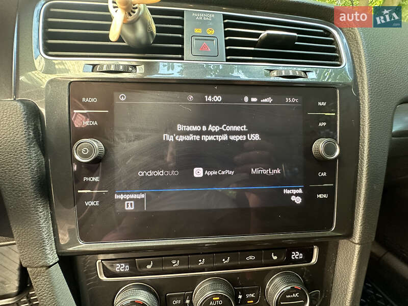 Универсал Volkswagen Golf 2018 в Хотине