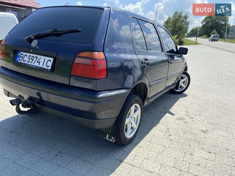 Хэтчбек Volkswagen Golf 1994 в Турке