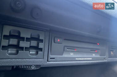 Хэтчбек Volkswagen Golf 2015 в 