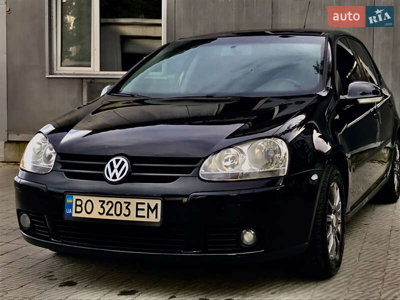Хэтчбек Volkswagen Golf 2006 в Тернополе
