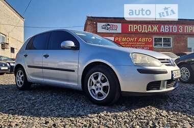 Хетчбек Volkswagen Golf 2004 в Смілі