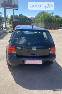 Хэтчбек Volkswagen Golf 2002 в Чернигове