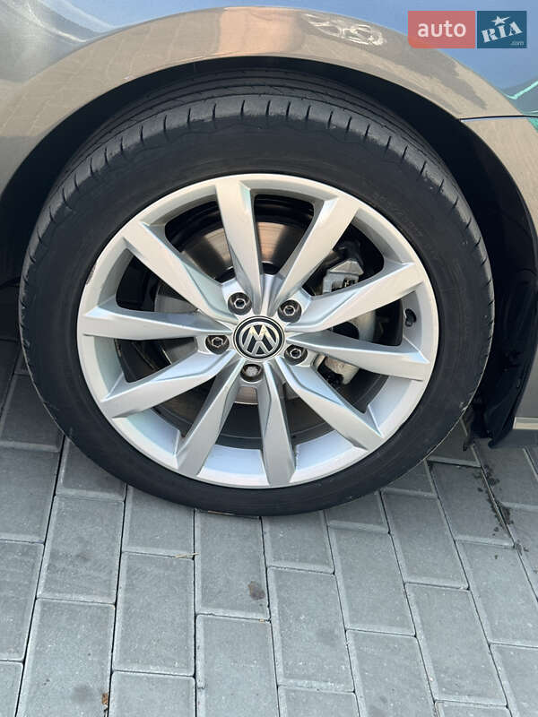 Універсал Volkswagen Golf 2017 в Новомиргороді