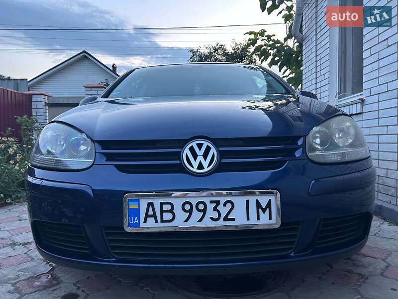Volkswagen Golf 2004