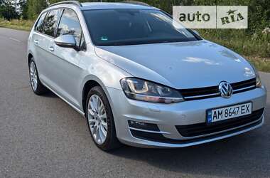 Универсал Volkswagen Golf 2014 в Житомире