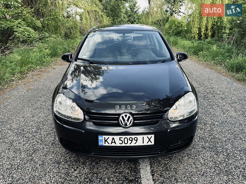 Volkswagen Golf 2005