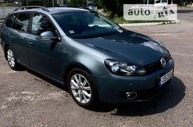 Универсал Volkswagen Golf 2009 в Ровно