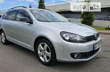 Универсал Volkswagen Golf 2012 в Киеве