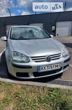 Хэтчбек Volkswagen Golf 2004 в Харькове